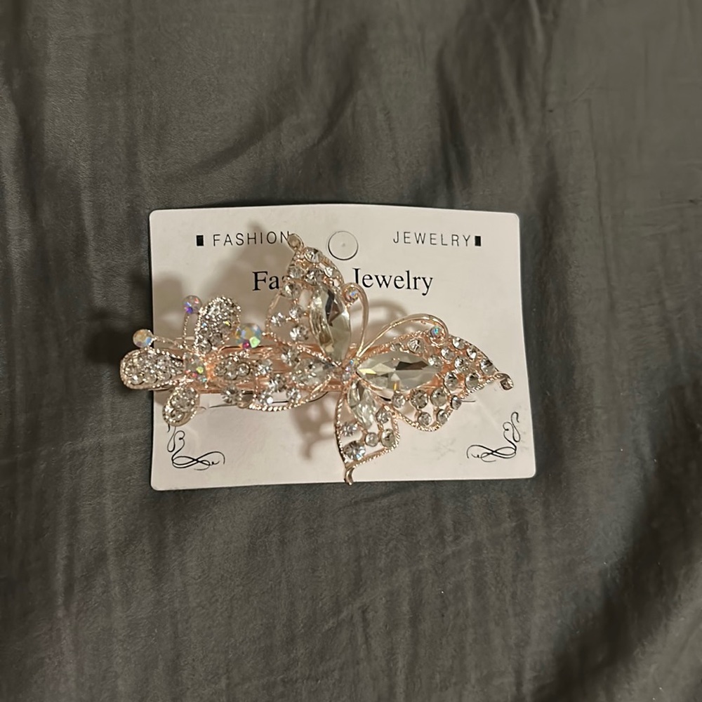 Butterfly rhinestone hair clip